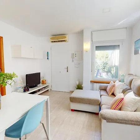 Juan Miguel En A 50m De La Playa Terraza, Barbacoa Y Parking By Family Homes